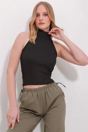 Women's Black Halter Neck Crop Top ALC-X11497 - 3