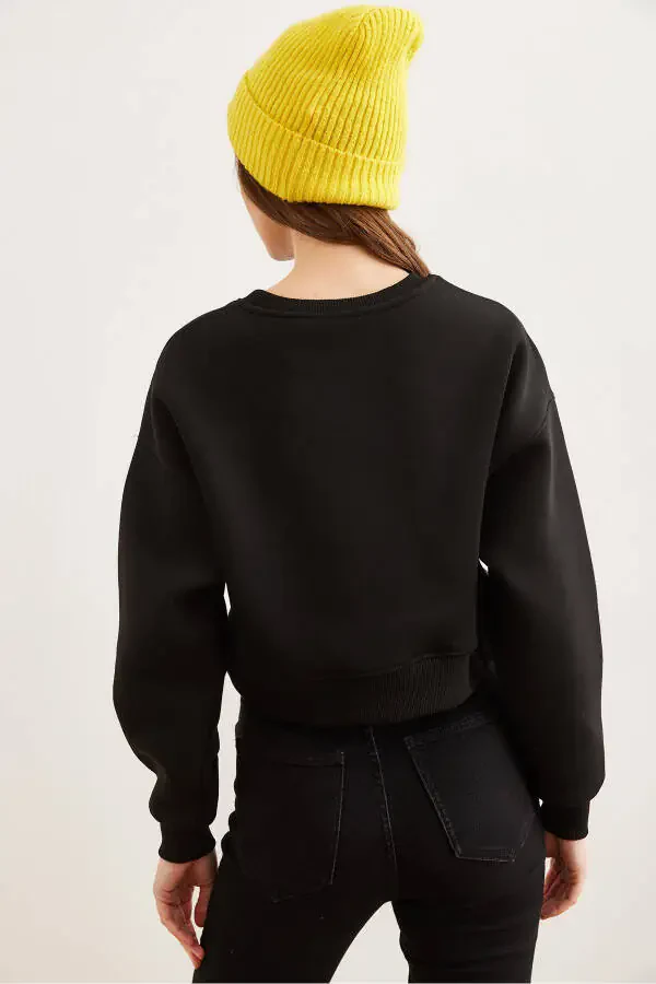 Women's Black Heart Embroidered Thistle Crop Oversized Sweatshirt SWT-19000662 - 5