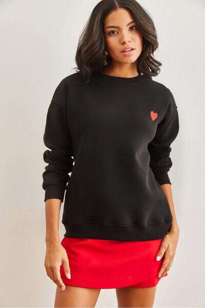 Women's Black Heart Embroidered Thistledown Cozy Sweatshirt SWT-19000685 - OLALOOK (1)