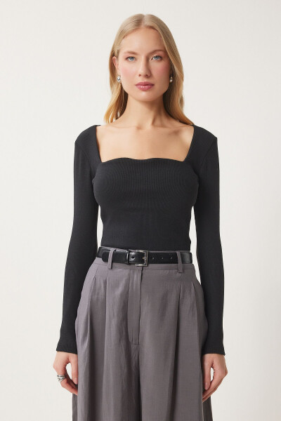 Women's Black Heart Neck Ribbed Knit Blouse GT00100 - 3