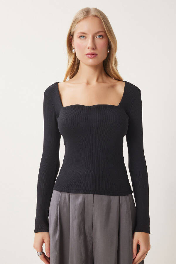 Women's Black Heart Neck Ribbed Knit Blouse GT00100 - 4