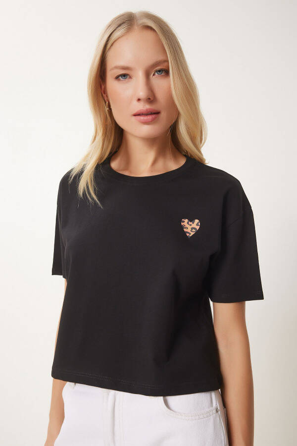 Women's Black Heart Print Cotton Short Knit T-Shirt AN00224 - 3