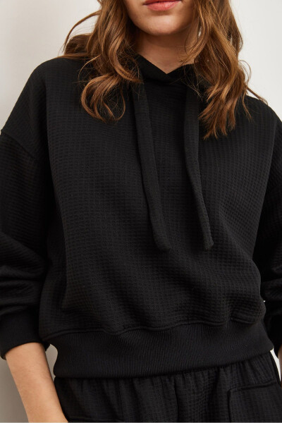 Women's Black Hooded Drawstring Waffle Sweatshirt SWT-19000708 - 7