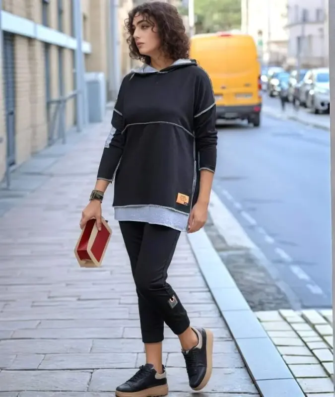 Women's Black Hooded Hem Detail Patch Reverse Stitch Look Two-Piece Set - BÜYÜKBEDENIZ