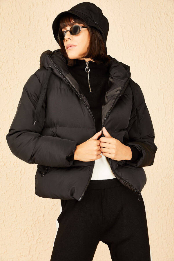 Women's Black Hooded Puffer Jacket 10141018 - 3