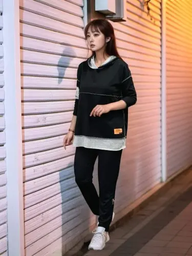 Women's Black Hoodie Skirt Hem Detail Badge Reverse Stitch Appearance Two Piece Set - 3