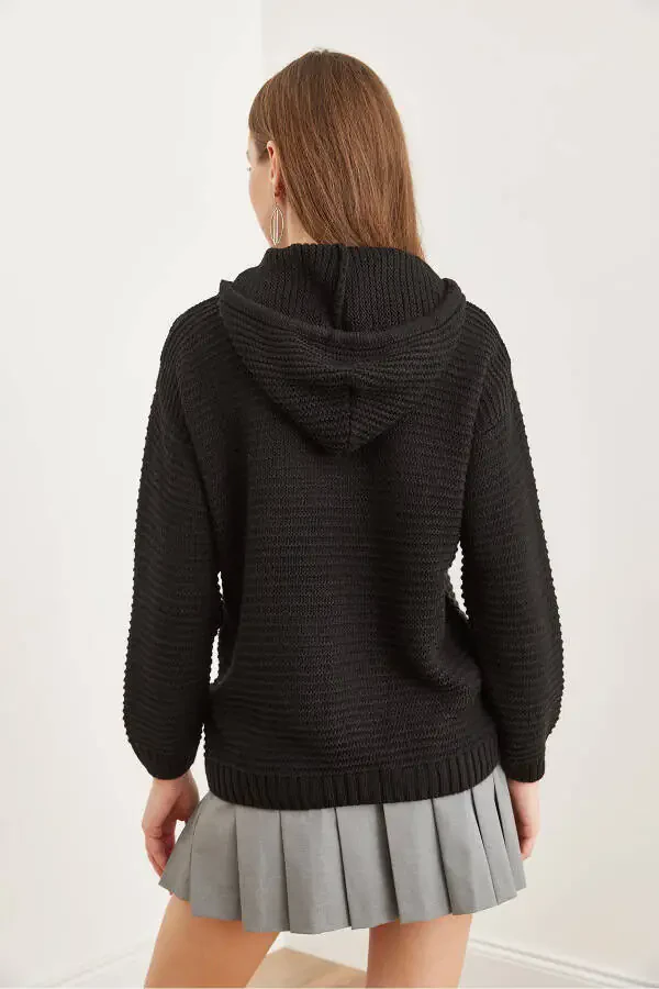 Women's Black Hoodie Sweater HRK-19000301 - 5