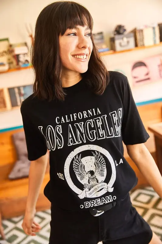 Women's Black L.A. Printed Oversize T-Shirt TSH-19000503 - 4