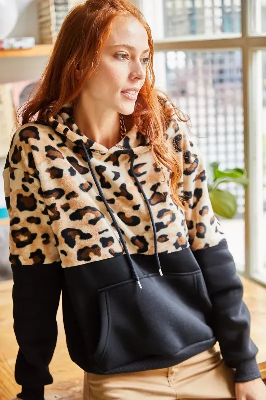 Women's Black Leopard Fleece Leopard Detailed Thick Fleece Lined Sweatshirt SWT-19000470-Black Leopard - 3