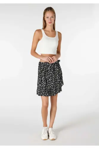Women's black mini skirt with floral print (regular fit) - 1