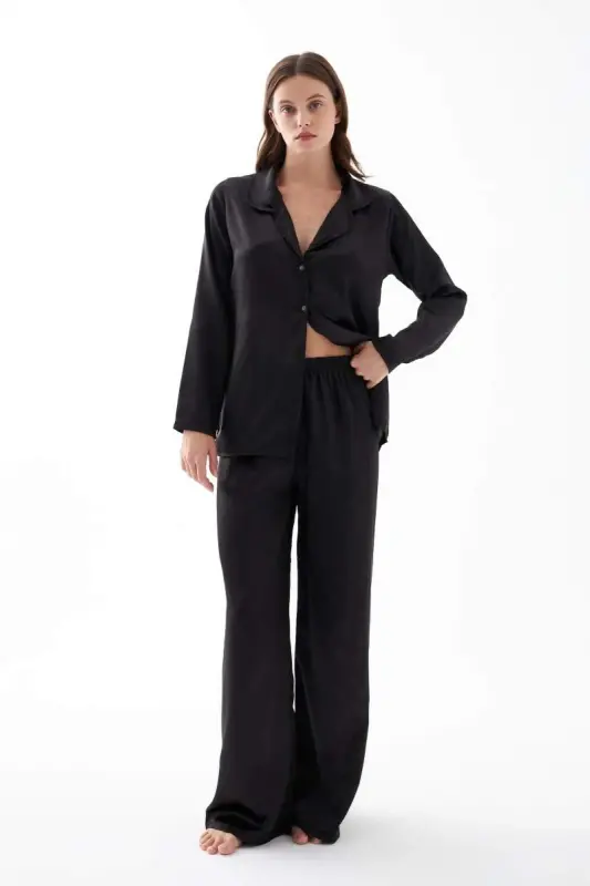Women's Black Oversize Satin Pajama Set - 2