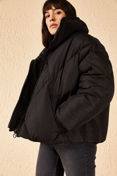 Women's Black Oversized Puffer Jacket - 10