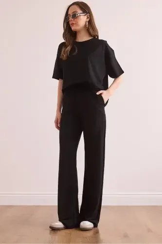 Women's Black Pocketed Pants and T-Shirt Set TK - 1