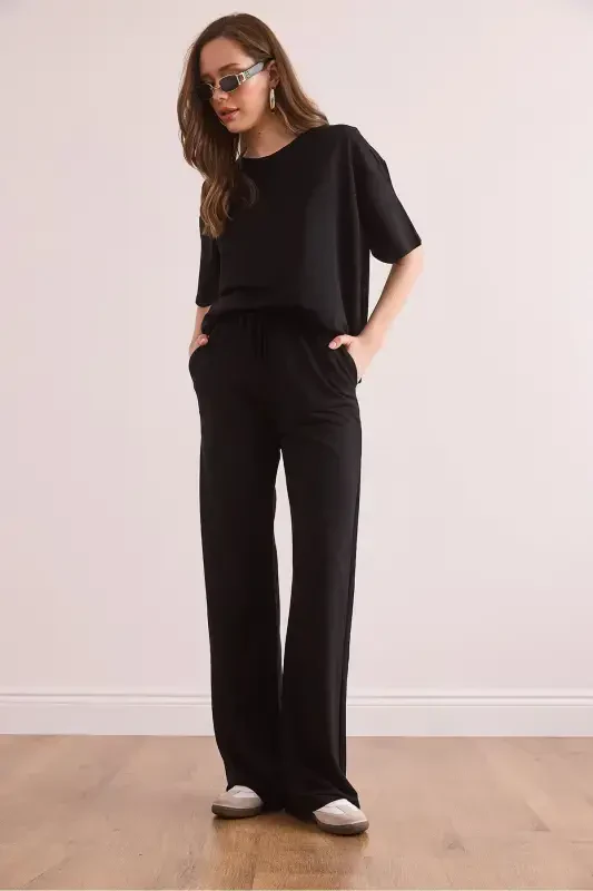 Women's Black Pocketed Pants and T-Shirt Set TK - 3