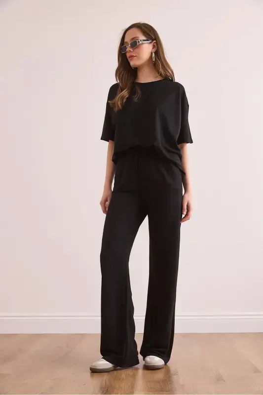Women's Black Pocketed Pants and T-Shirt Set TK - 5