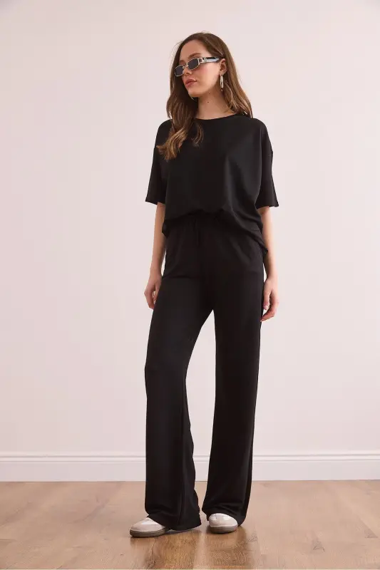 Women's Black Pocketed Pants and T-Shirt Set TK - 5