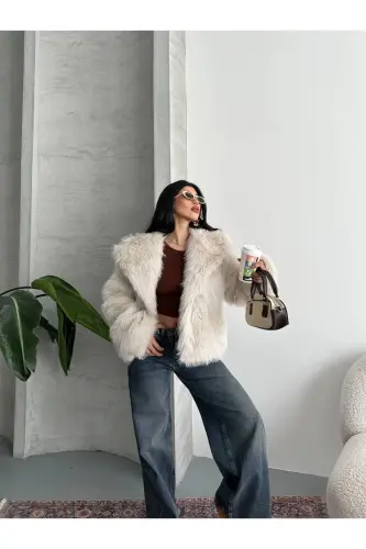 Women's Black Premium Plush Winter Faux Premium Fur Coat-White - 4