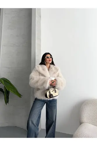 Women's Black Premium Plush Winter Faux Premium Fur Coat-White - 6