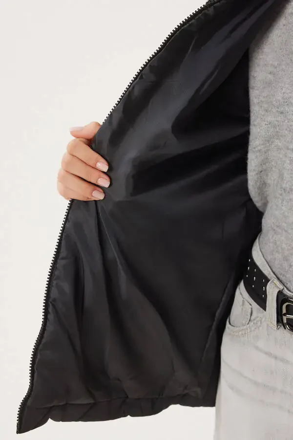 Women's Black Quilted Coat with Plush Detail DD01284 - 7