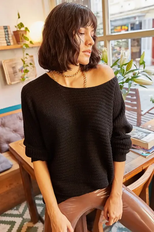 Women's Black Relaxed Thessalonica Knitted Sweater KZK-19000051 - 1