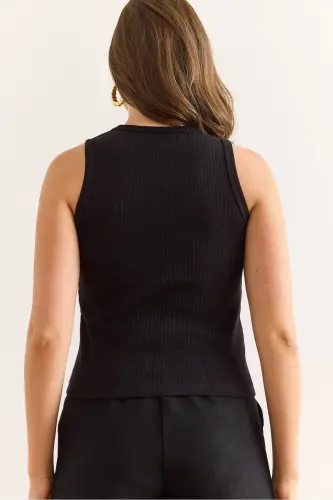 Women's Black Ribbed Stone Heart Detailed Lycra Crop - OLALOOK (1)