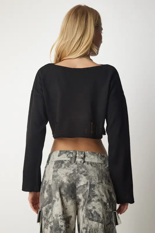 Women's Black Ripped Detail Knit Crop Sweater Kİ00097-Black - 5