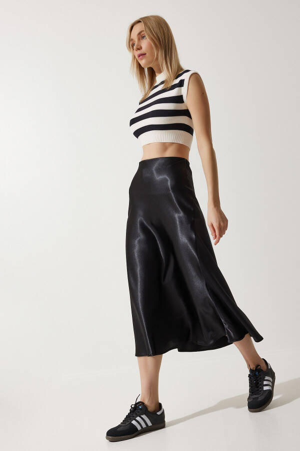 Women's Black Satin Surface Skirt DD01144 - 1