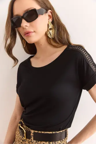 Women's Black Shoulder Lace Detailed Knitted Viscose Blouse B - 1