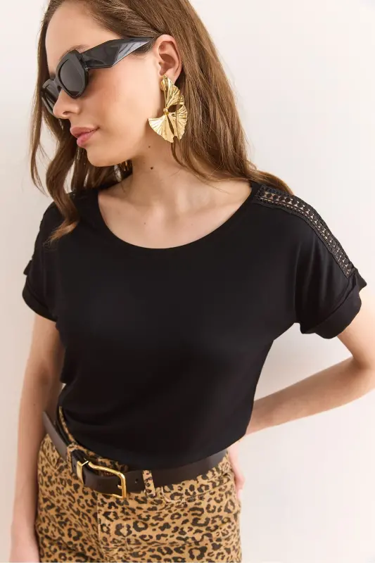 Women's Black Shoulder Lace Detailed Knitted Viscose Blouse B - 3