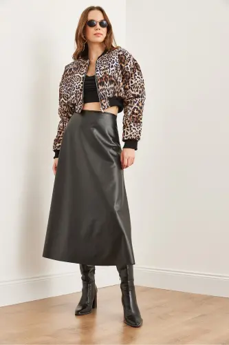 Women's Black Side Zipper Faux Leather Maxi Flare Skirt - 2
