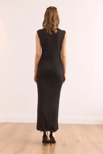 Women's Black Slit Color Detailed Maxi Knitted Dress - 8
