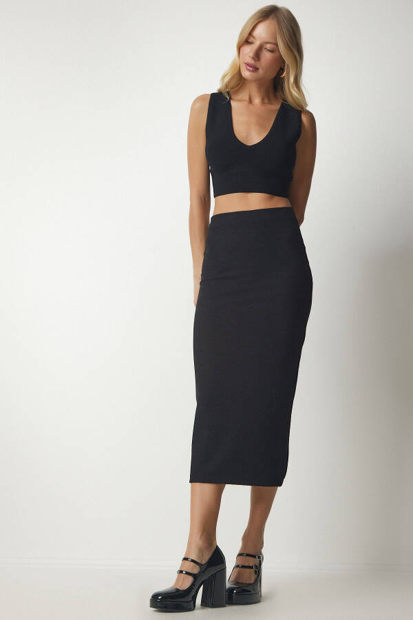 Women's Black Slitted Ribbed Knit Pencil Skirt MC00230 - 3