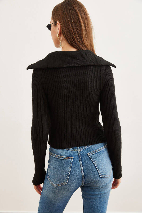Women's Black Stand Collar Zip Crop Knitted Sweater KZK-19000880 - 7