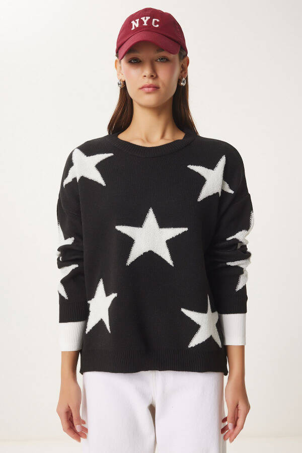 Women's Black Star Embroidered Oversize Knit Sweater VN - 4
