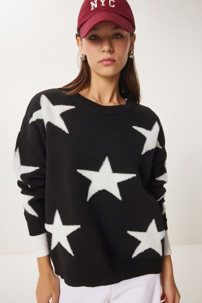 Women's Black Star Embroidered Oversize Knit Sweater VN - 5