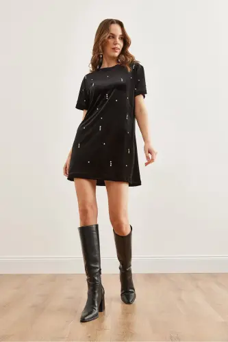 Women's Black Stone Detailed Crew Neck Mini Velvet Dress - Modazone (1)