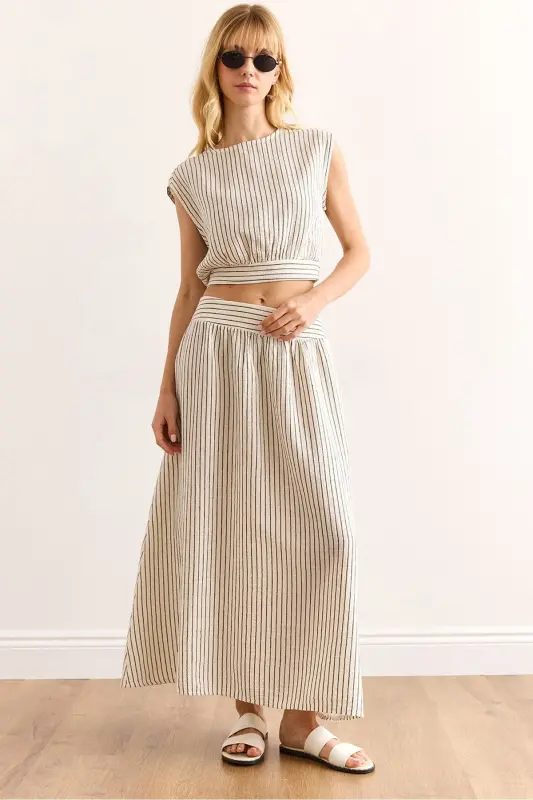 Women's Black Striped Side Zippered Midi Flared Muslin - 1