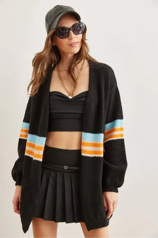 Women's Black Striped Soft Texture Knit Cardigan HRK-19000299 - 3