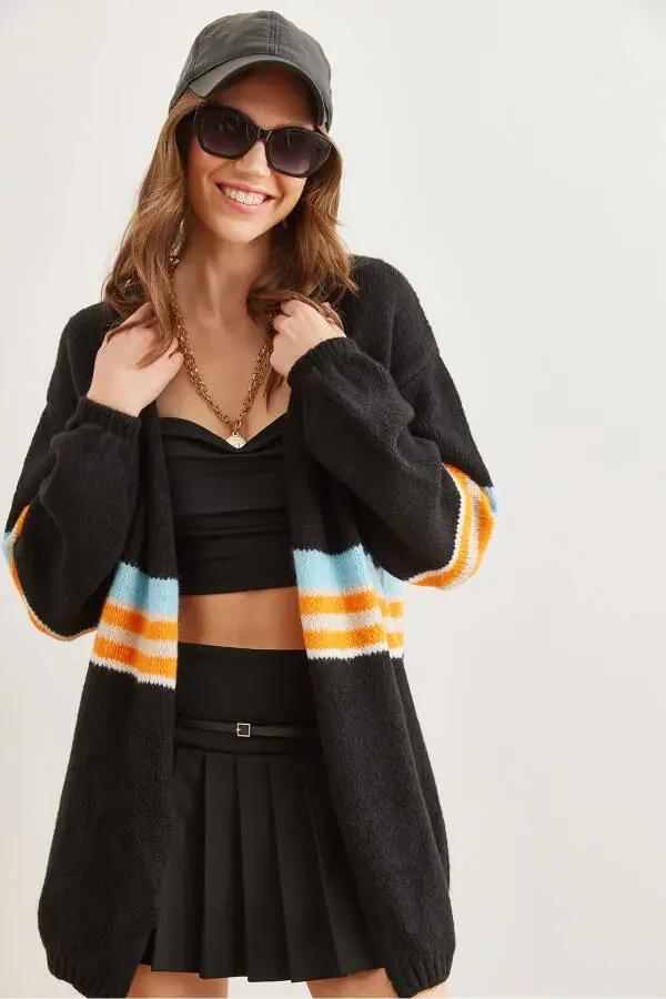 Women's Black Striped Soft Texture Knit Cardigan HRK-19000299 - 5