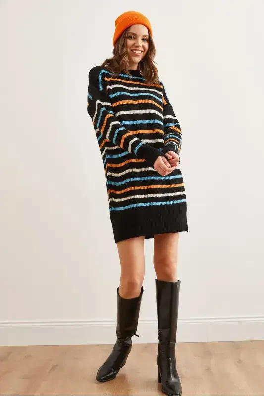 Women's Black Striped Soft Textured Knitwear - 3