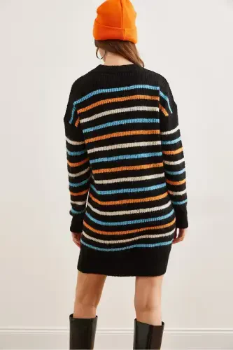 Women's Black Striped Soft Textured Knitwear - 6