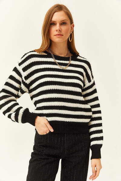 Women's Black Thessaloniki Knit Striped Soft Textured Tricot Sweater KZK-19000736 - OLALOOK (1)