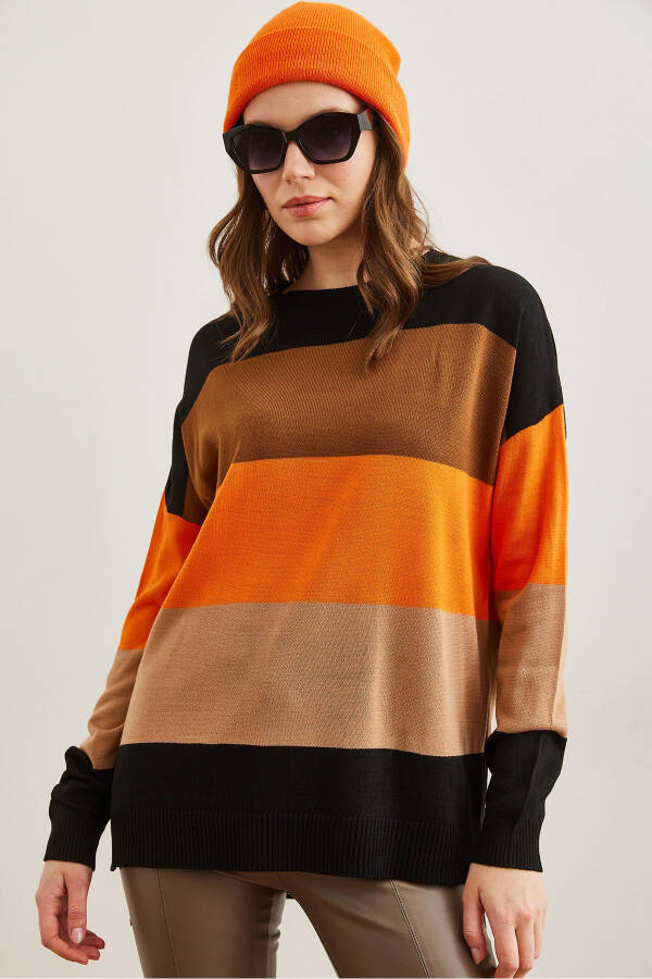 Women's Black Thick Color Block Knit Sweater KZK-19000824 - 2