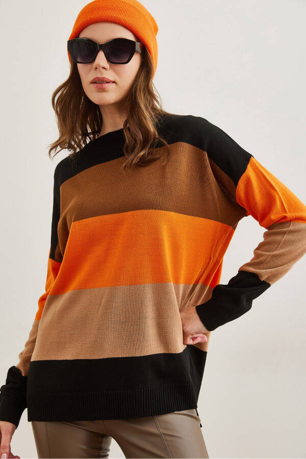 Women's Black Thick Color Block Knit Sweater KZK-19000824 - 4