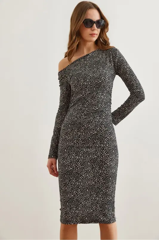 Women's Black Tiny Patterned Boat Neck Knitted Mini Dress - 1