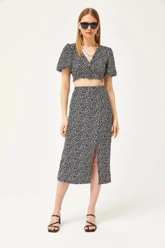 Women's Black Top Buttoned Blouse Slit Hem Skirt Ta - 2