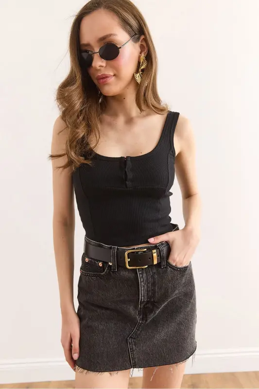 Women's Black U-Neck Clasp Elastic Cotton Crop Blouse B - 11