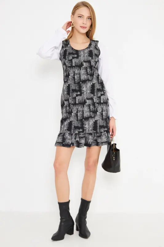 Women's Black U-Neck Ruffle Detail Long Sleeve Pocket Dress ARM-25K001052-Black - 2