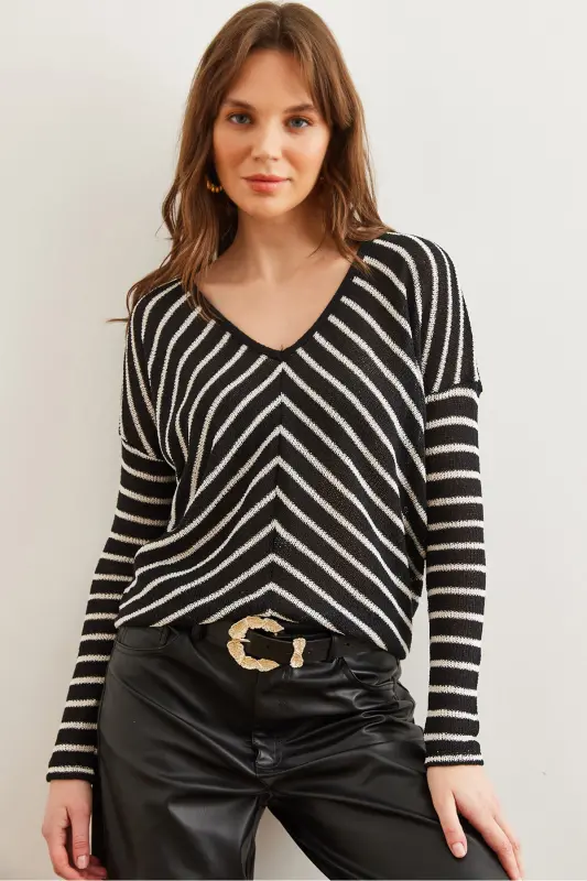 Women's Black V-Neck Chevron Striped Mercerized Knit Blouse BLZ-19002809 - 2
