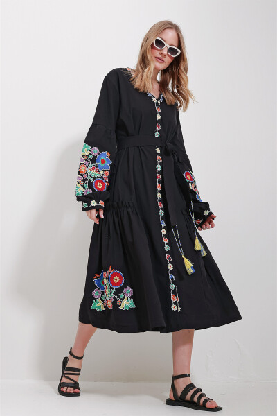 Women's Black V-Neck Full Embroidered Lined Woven Dress ALC-X11565 - TREND ALAÇATI STILI (1)